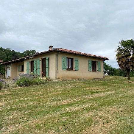 Maison En Campagne Avec Vue Sur Les Pyrenees Estampes Kültér fotó
